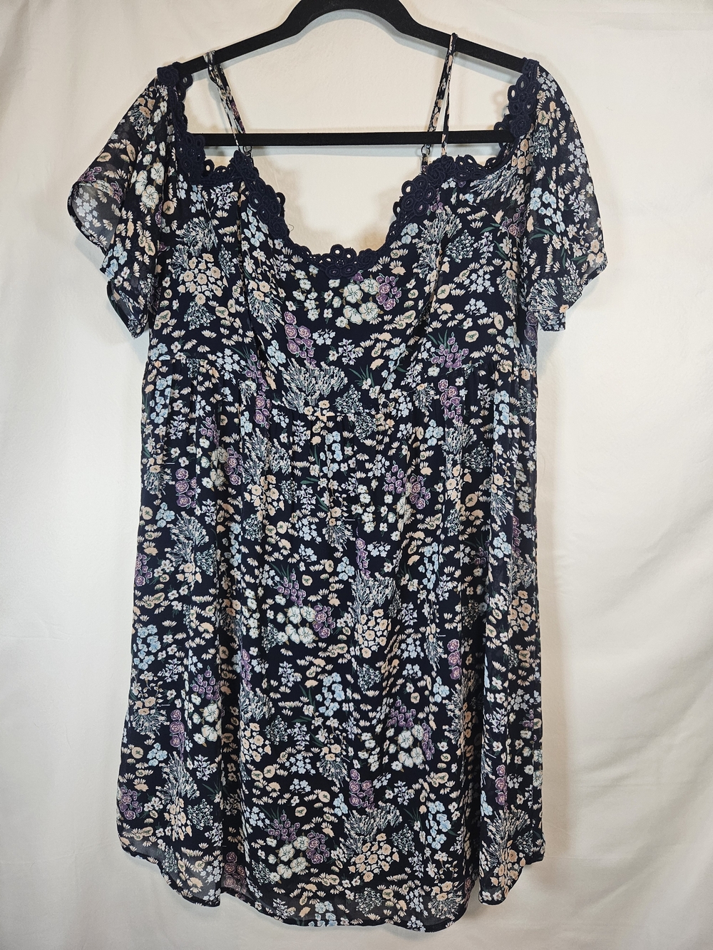 Floral Lace-Trim Cold Shoulder Dress - Navy